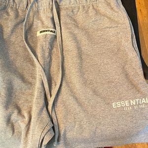 FOG - Essentials - Fear Of God Shorts Size Large